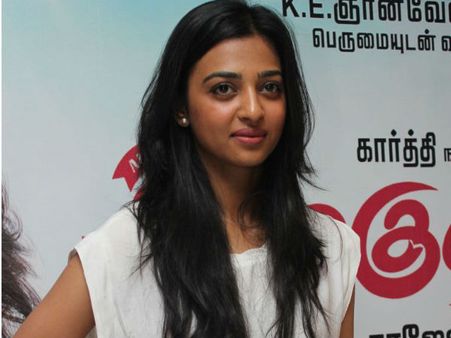 గుట్టు విప్పిన హీరోయిన్: పెళ్లికి ముందే ఫ్రెండ్స్ సెక్స్‌లో...