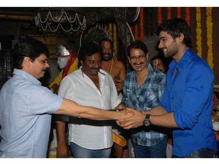 'అల్లుడు శ్రీను' కొత్త చిత్రం ప్రారంభమైంది