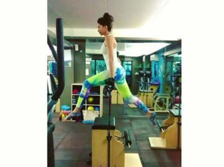 స్టార్ హీరోయిన్..జిమ్ లో కష్టపడుతోంది(ఫొటోలు)