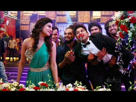 'S/O సత్యమూర్తి' బిజినెస్‌లో బ్లాక్ మనీ?