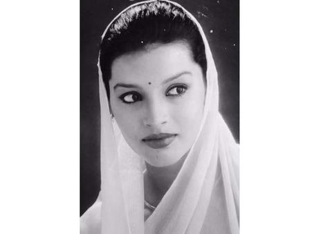 రేణుదేశాయ్ తొలి టెస్ట్ షూట్ లో ఇలా (రేర్ ఫొటో)