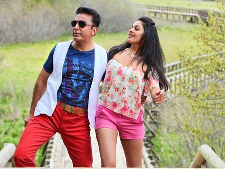 డిఫెరెంట్ ఎంటర్టైన్మెంట్ ...( 'ఉత్తమ విలన్‌' ప్రివ్యూ)