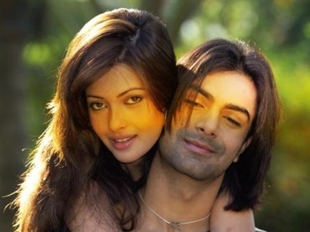 ఎంఎంఎస్ స్కాండల్స్‌లో హాట్ హీరోయిన్లు (ఫోటోలు)