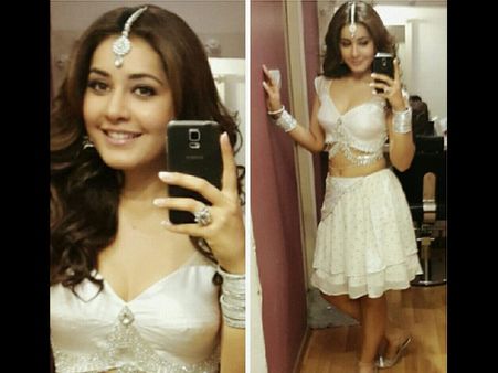 రాశిఖన్నా ఫుల్ హాట్...టైగర్ కోసమేనట (ఫొటోలు)