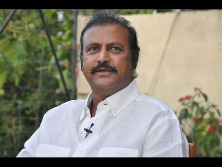 ఇండస్ర్టీ ఎవడబ్బ సొత్తు కాదు, వాడొక లఫూట్: మోహన్ బాబు