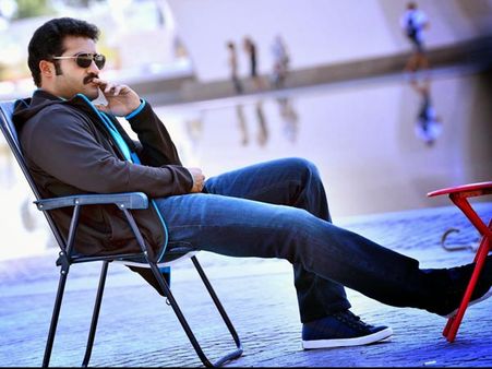 ఎన్టీఆర్ కొత్త సినిమాకు వీసా టెన్షన్స్