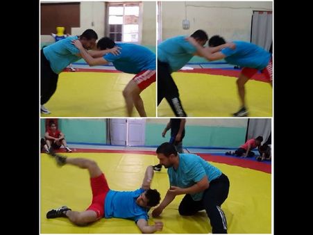 అబ్బురపరిచేలా: అమీర్ ఖాన్...కుస్తీ ప్రాక్టీస్ (వీడియో)