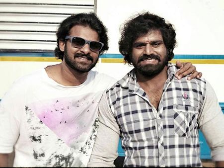 రియల్ ప్రభాస్, డూప్లికేట్ ప్రభాస్ కలిసి ఇలా... (ఫోటో)