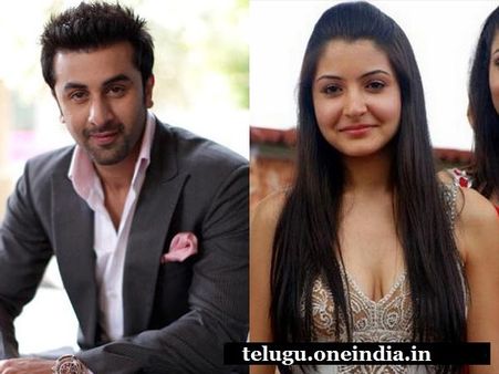 హాట్ బ్యూటీ అనుష్క ప్రేమకలాపాలు..(ఫోటో ఫీచర్)