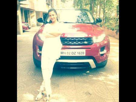 శృతిహాసన్ తనకు తనే ఖరీదైన గిప్ట్ ఇచ్చేసుకుంది