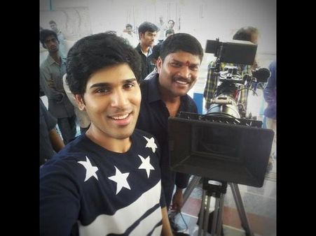 ఫ్లాష్..ఫ్లాష్ :అల్లు శిరీష్ కొత్త సినిమా మొదలయ్యింది