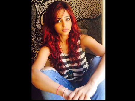 భర్తతో కలిసి ఫోజులిచ్చిన 'లయిన్' హీరోయిన్