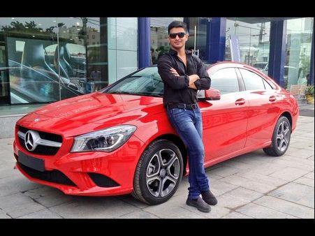 వరుస హిట్లు: ఖరీదైన కారు కొన్న హీరో నిఖిల్ (ఫోటో)