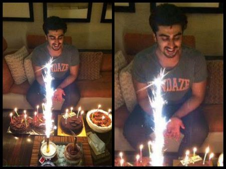 హీరోగారికి మిడ్ నైట్ సర్‌ప్రైజ్ ఇచ్చారు (ఫోటోస్)