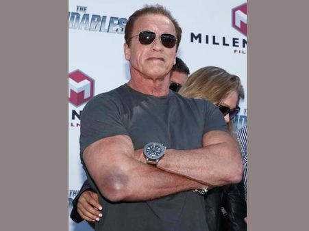 నగ్నంగా నటించడం ఇబ్బందే, కానీ బావుంటుంది...