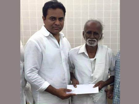 ‘వేదం’ నాగయ్య బిక్షాటన...చలించిన కేటీఆర్