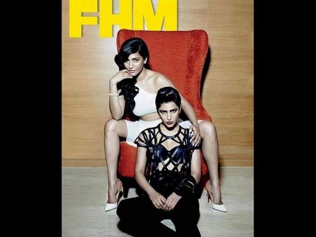 సూపర్ హాట్ : శృతి హాసన్ ...డబుల్ ఫోజులో ( ఫొటోలు)