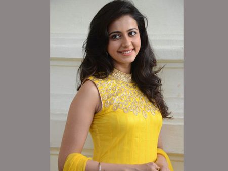 అలా మాట్లాడలేదు: మీడియా పై రకుల్ ప్రీతి సింగ్ ఫైర్