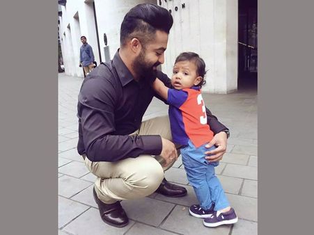 లండన్ లో..: ఎన్టీఆర్ కొడుకు అభిరామ్ తో కలిసి (లేటెస్ట్ ఫొటో)