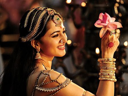 అయ్యో.... ‘రుద్రమదేవి’ మళ్లీ వాయిదా పడిందా?