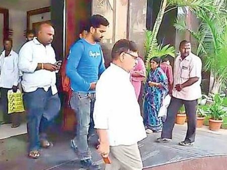 అల్లు అర్జున్‌ భార్య భుజానికి ఆపరేషన్