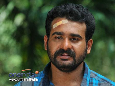 యంగ్ హీరోకు యాక్సిడెంట్...తలకు తీవ్ర గాయం...సీరియస్