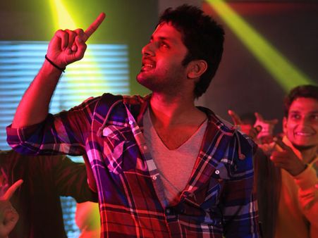 నిజమా... నితిన్ 20 కోట్లు పే చేసాడా