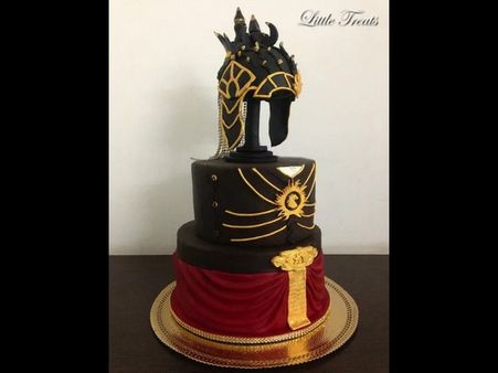 పాత్రను ప్రేరణగా... ‌: 'బాహుబలి' కేక్‌! (వీడియో)