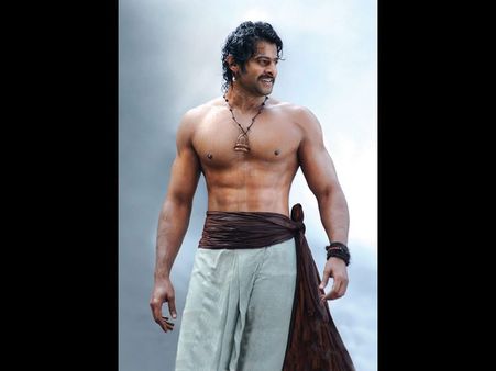 బాహుబలి: ఎవ్వడంట ఎవ్వడంట ఫుల్ సాంగ్ (వీడియో)