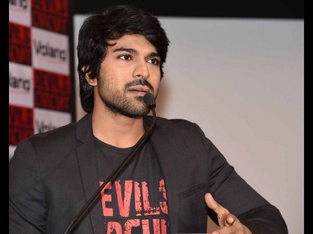 చిన్న సినిమాలకు రామ్ చరణ్ చేయూత...కొత్త బ్యానర్