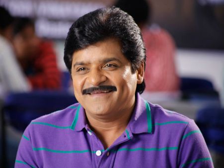 బ్రహ్మానందం, అలీ ..మధ్యలో సప్తగిరి