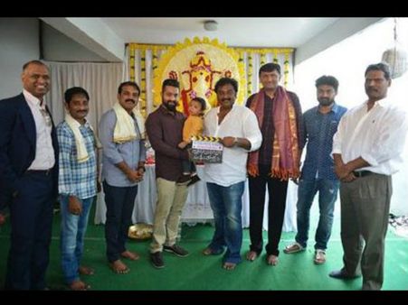 అఫీషియల్: ఎన్టీఆర్‌ చిత్రంలో మోహన్‌లాల్‌