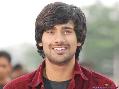 వరుణ్ సందేశ్ కు డెంగ్యూ ఫీవర్ ...నిజమే