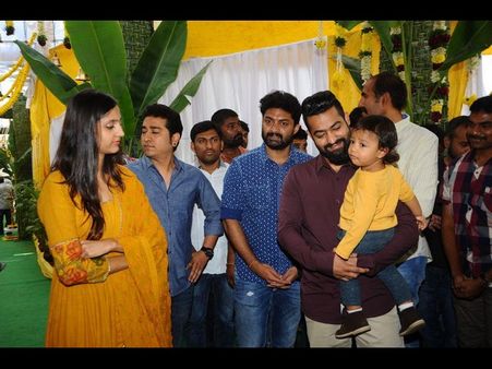 'జనతా గ్యారేజ్‌': ఎన్టీఆర్‌....ఓపెన్ చేసేది ఎప్పడంటే