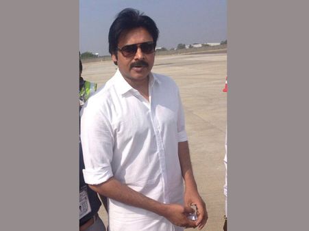 చెన్నై వరద భాధితులకు పవన్ కళ్యాణ్ విరాళం