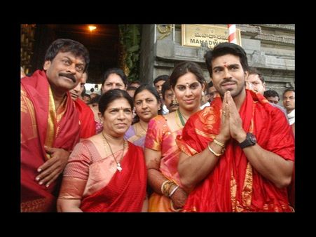 రాంచరణ్ దంపతులు@ మహారుద్రశత చండీ యాగం