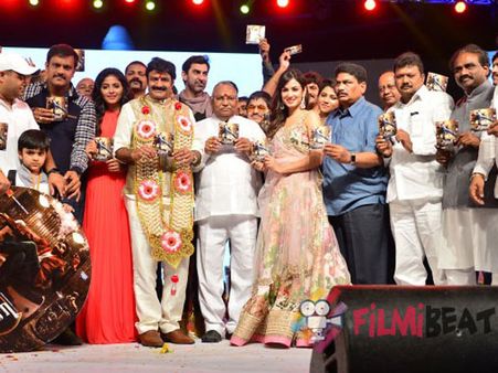 ‘డిక్టేటర్‌’ ఆడియో: ఫొటోలు...మాటలు