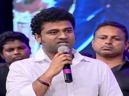 తండ్రిని తలుస్తూ... : దేవీ ఎమోషనల్ స్పీచ్ (వీడియో)