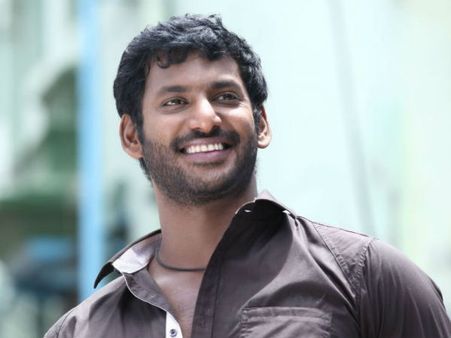 హీరోయిన్‌‌ను కండోమ్ తీసుకోమన్నాడు: వివాదంలో విశాల్!