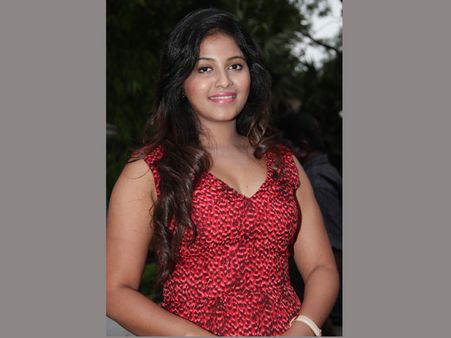 మెగాస్టార్ సినిమాలో వేశ్యగా హీరోయిన్ అంజలి