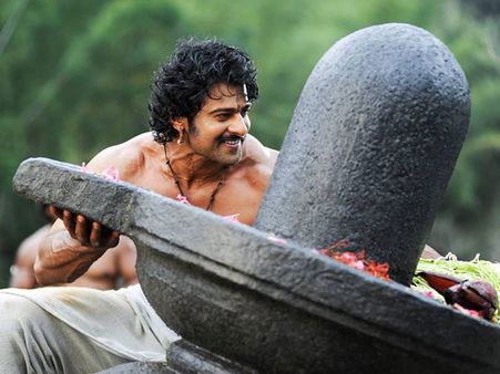 'బాహుబలి' ఈ ఆదివారం మళ్లీ