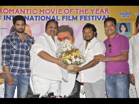 ప్రేమ పేరుతో కామం.... దాసరి సంచలన వ్యాఖ్యలు