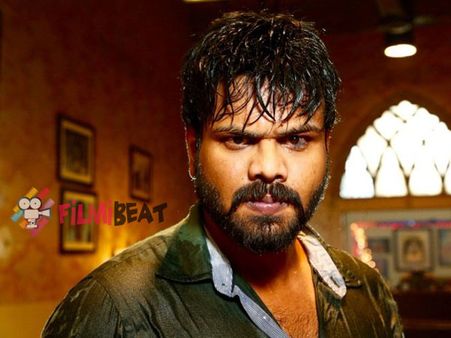 అటాక్: ఇన్నాళ్లూ ఏమైందో తెలియదు... ఇపుడు డేట్ ప్రకటించారు!