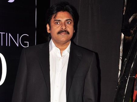 ‘నాన్నకు ప్రేమతో’ నిర్మాతపై పవన్ కళ్యాణ్ ఫిర్యాదు!