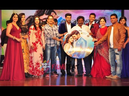 పవన్ సినిమాలా ఆడాలి: వి.వి. వినాయిక్ (ఫొటోలు)