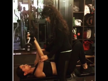 హాలీవుడ్ సినిమా కోసం దీపిక పదుకోన్ ట్రైనింగ్ (వీడియో)