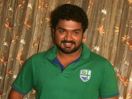 చెక్ బౌన్స్ కేసులో అరెస్టు- విడుదల