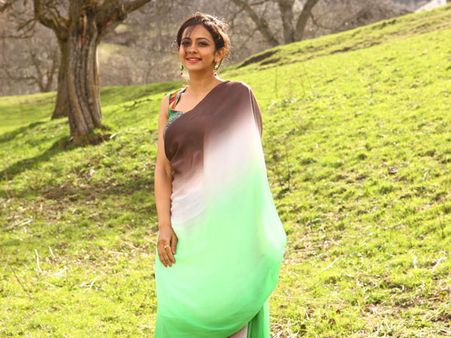 ఎఫ్-45.... రకుల్ ప్రీత్ సింగ్ న్యూ బిజినెస్!