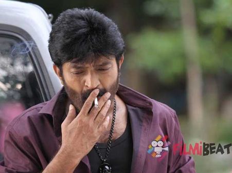 రాజశేఖర్ ‘అహం’ పూరిత ప్రవర్తన...