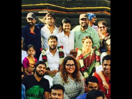 తమన్నాను పెళ్లాడిన ప్రభుదేవా... (ఫోటో)